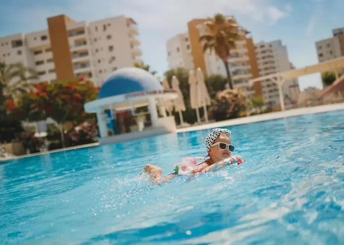 公寓 Caesar & Spa-studio With Balcony & Pool View Agios Georgios (Famagusta)