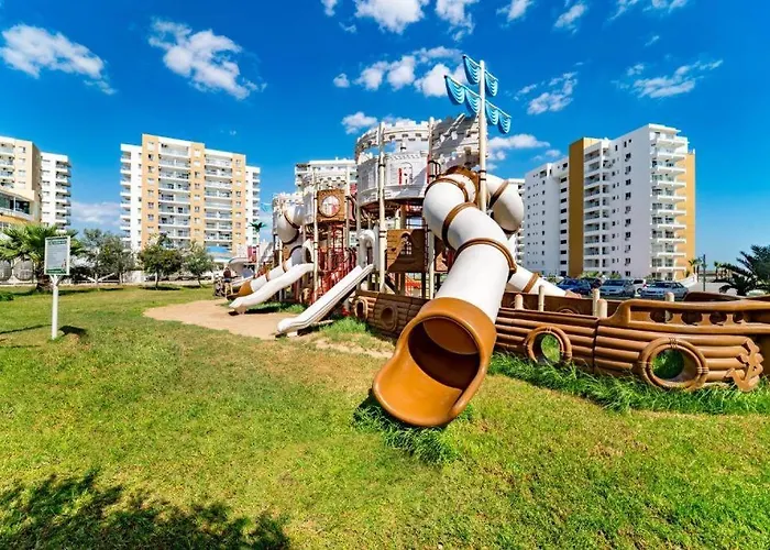 Studio With Balcony & Pool View In Caesar Resort * 애이오스여리오스