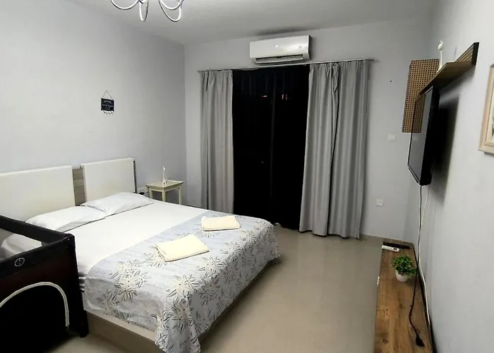 公寓 Caesar & Spa-studio With Balcony & Pool View Agios Georgios (Famagusta)